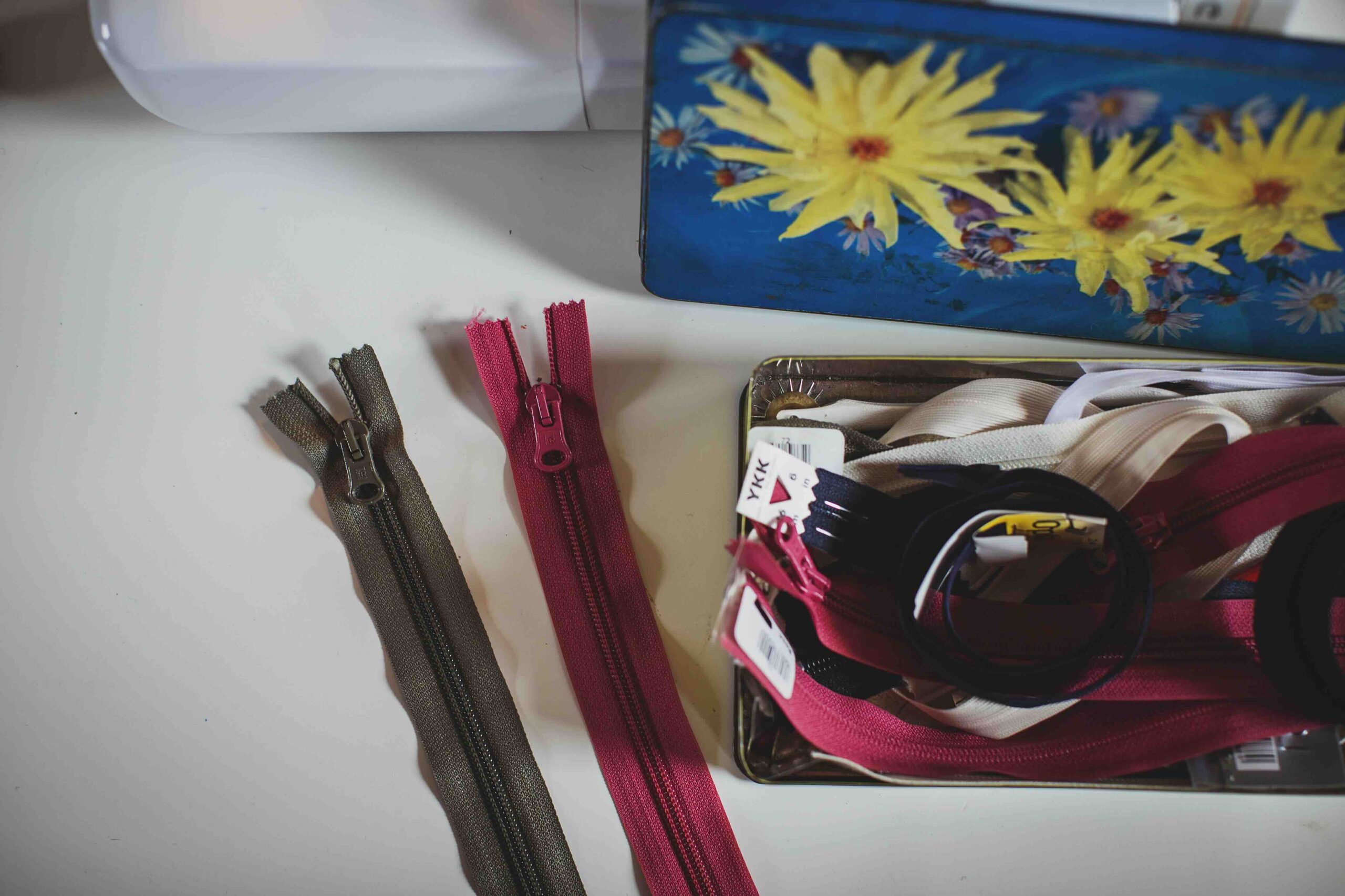 Learn to sew Zippers for Beginners